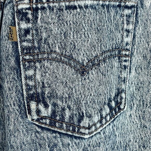 Vintage Levi’s brown tab high rise tapered leg acid wash jeans - Picture 9 of 11